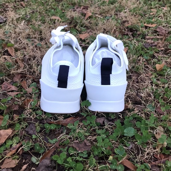 STEVE MADDEN MENS LACE UP ROSTER ULTRA LIGHTWEIGHT SNEAKERS SIZE 11 - Picture 16 of 16